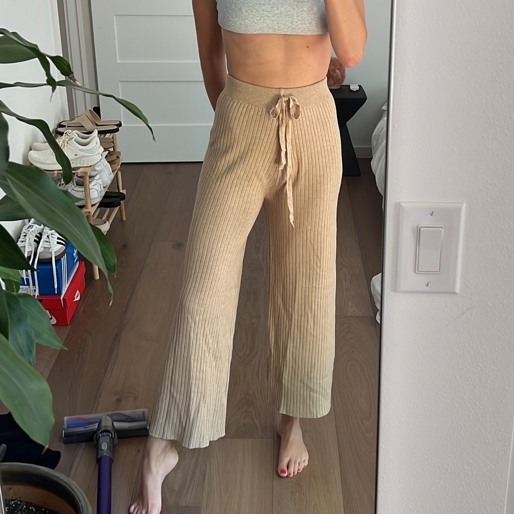 Super thick ribbed petal and pup pants size s/m
